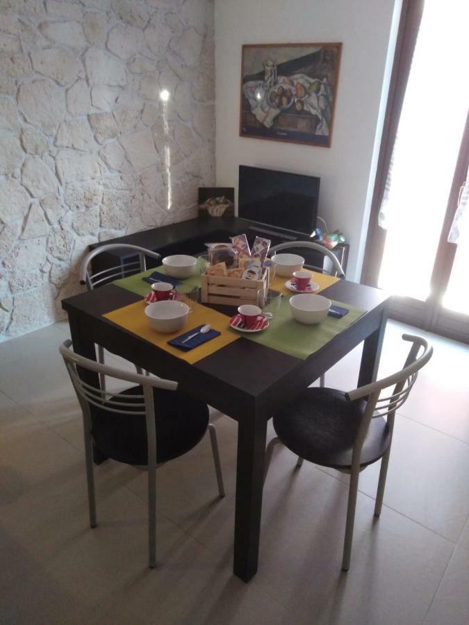 דירות לאזיסה Casa Agnese מראה חיצוני תמונה